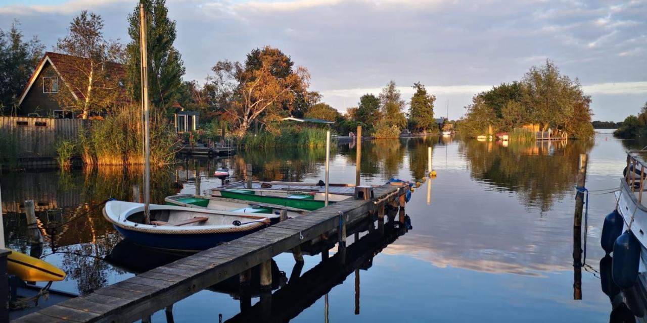 C'Est La Vie Houseboat Hotel Nederhorst den Berg Exterior photo
